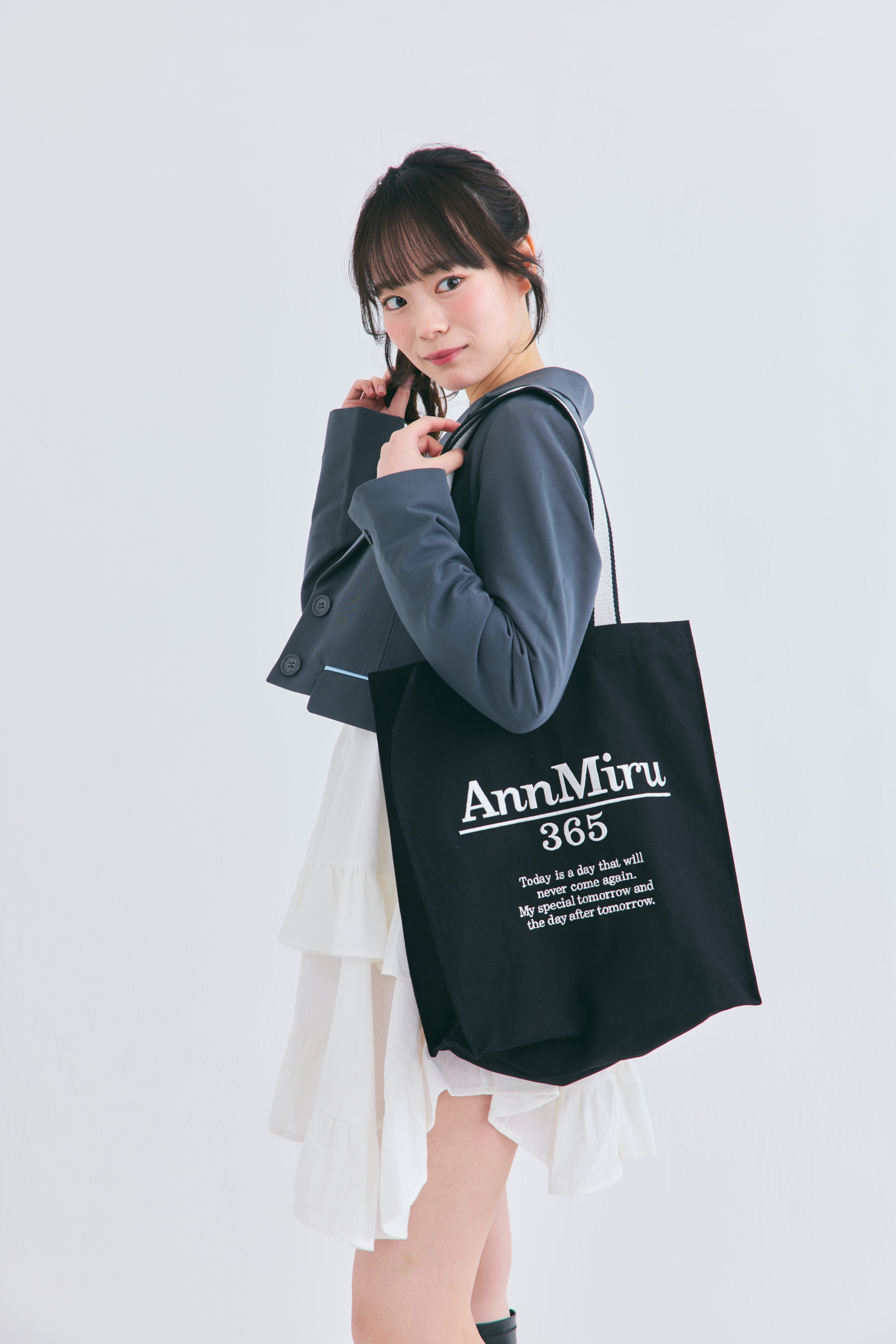 AnnMiruトートバッグ