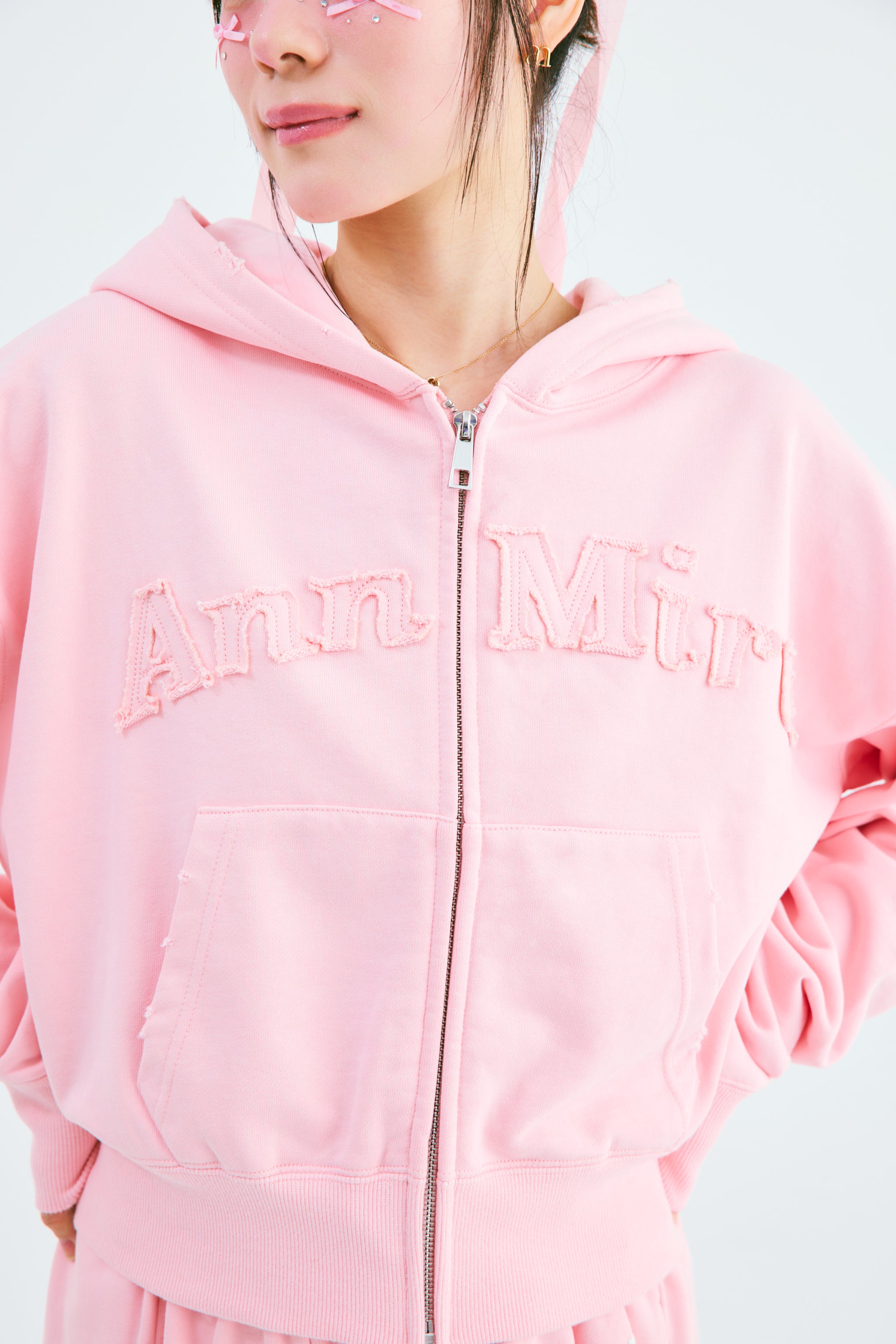 AnnMiruロゴジップパーカー