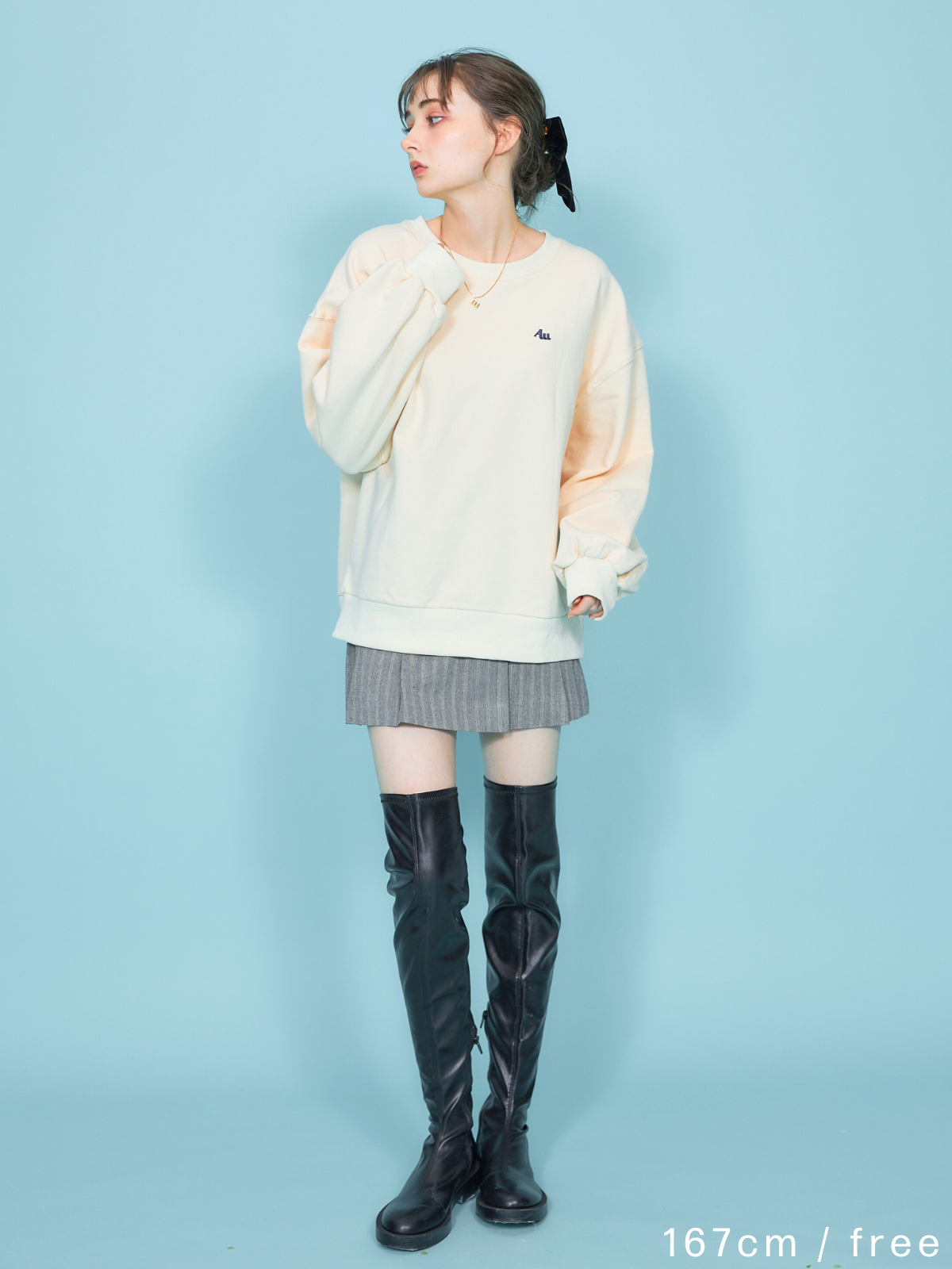 AMロゴオーバースウェット – AnnMiru AMロゴオーバースウェット – AnnMiru